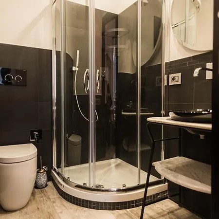 Trevi & Pantheon Luxury 4* Rome