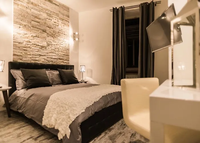 Trevi & Pantheon Luxury 4*