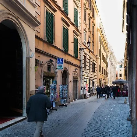 Trevi & Pantheon Luxury Гостевой дом *